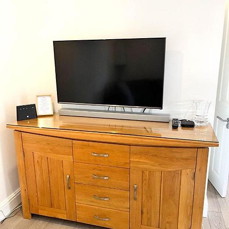 Modern 1 Bedroom Flat Close To Vauxhall Londra Exterior foto